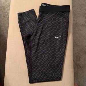 Nike leggings